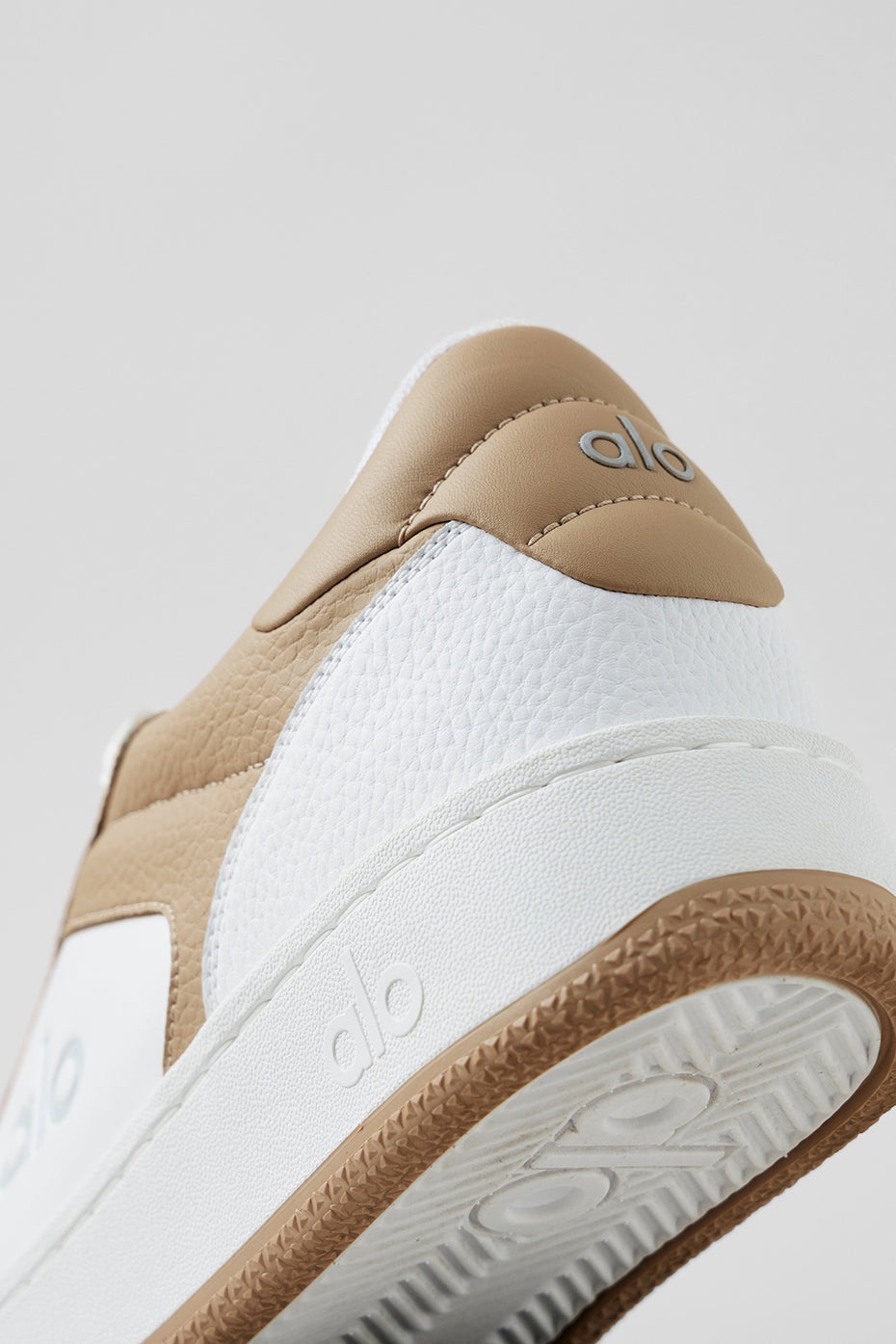 ALO Yoga◆ALO X 01 CLASSIC 送料込 Alo X 01 Classic - Unisex | Alo Yoga Qatar