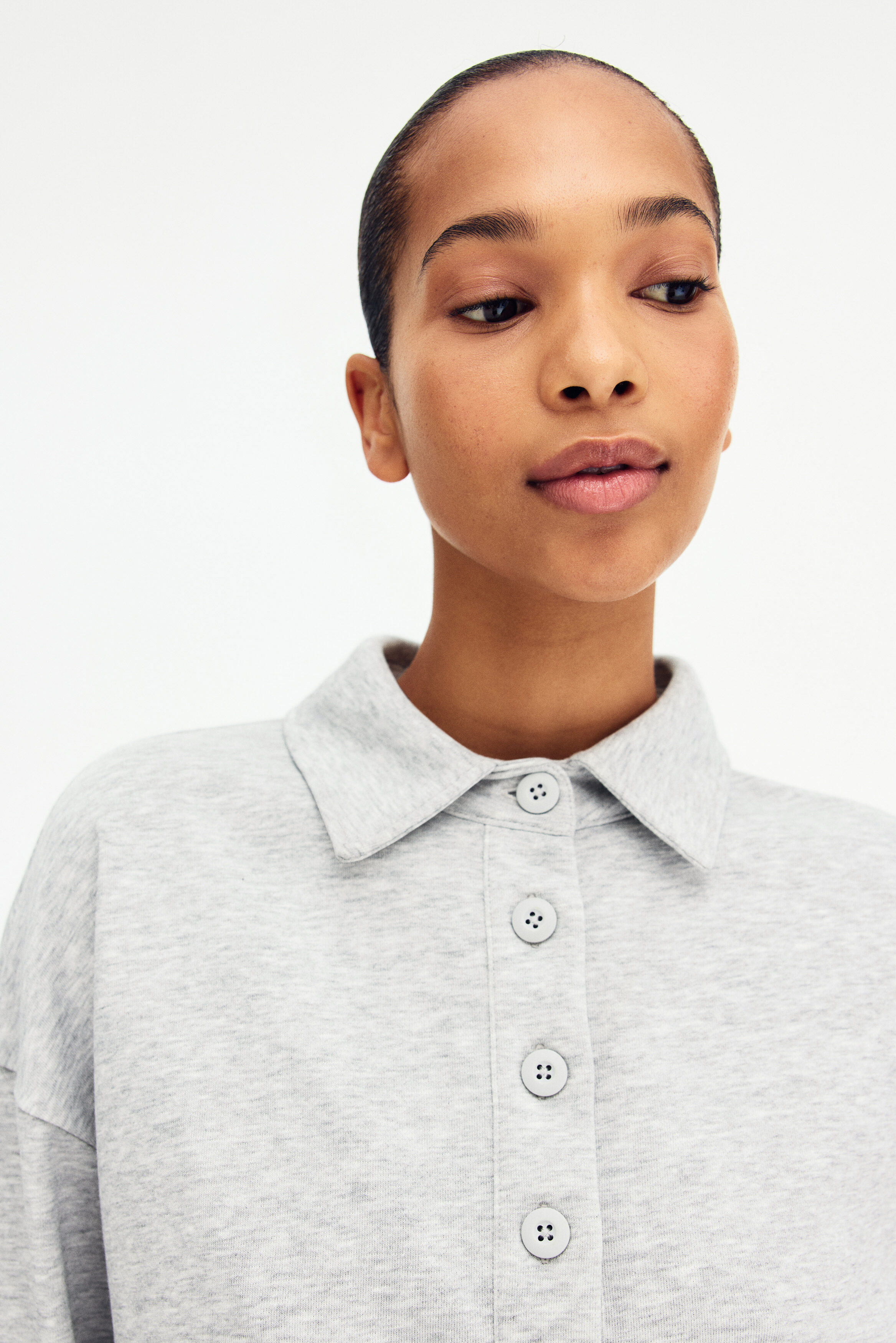 Collared sweatshirt