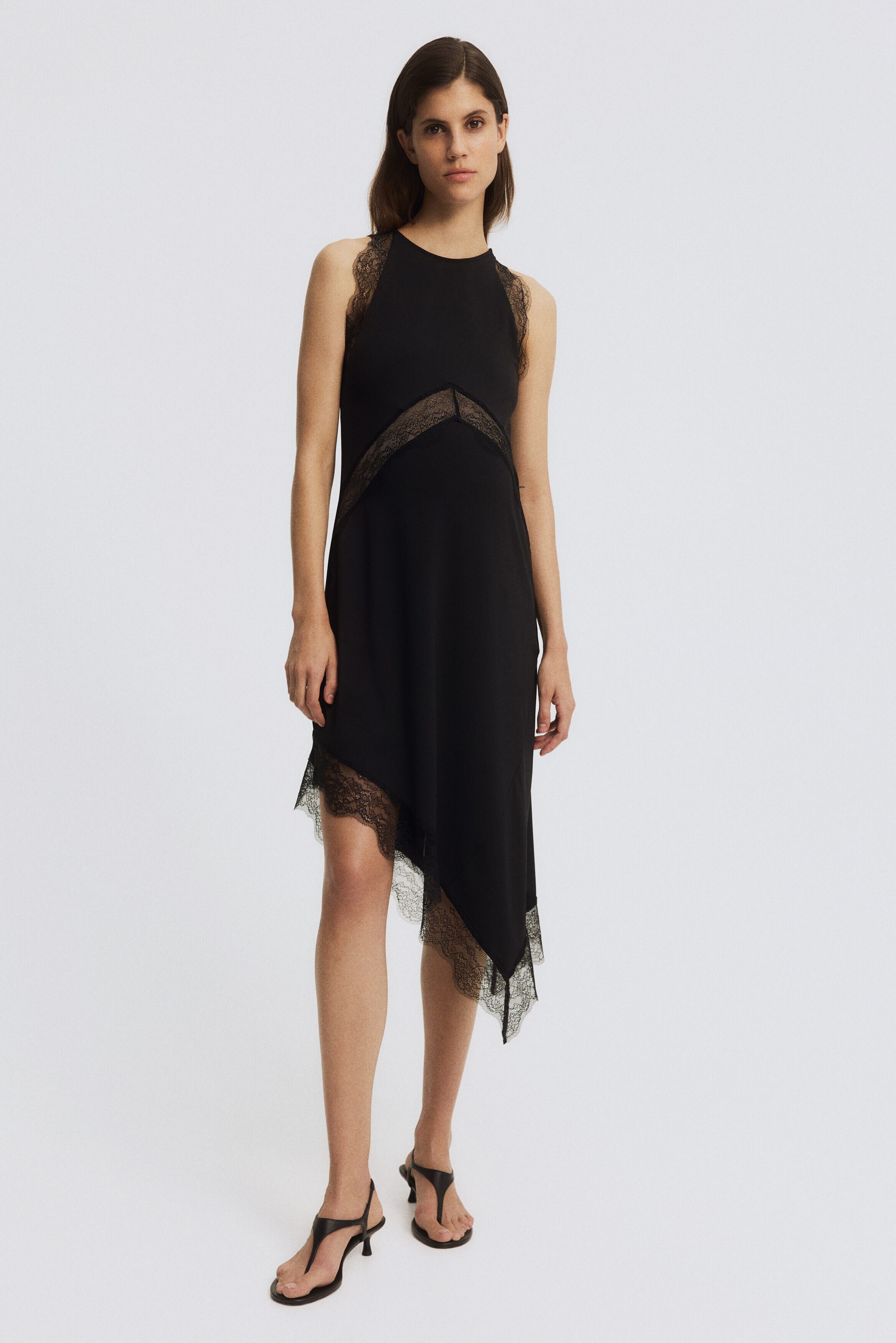 MAMA Lace-trimmed dress