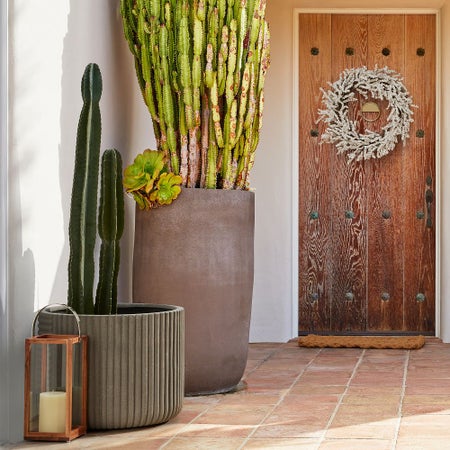 Cecilia Fiberstone Planters