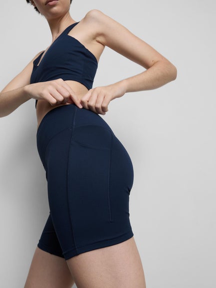 Mid Rise Active Yoga Shorts
