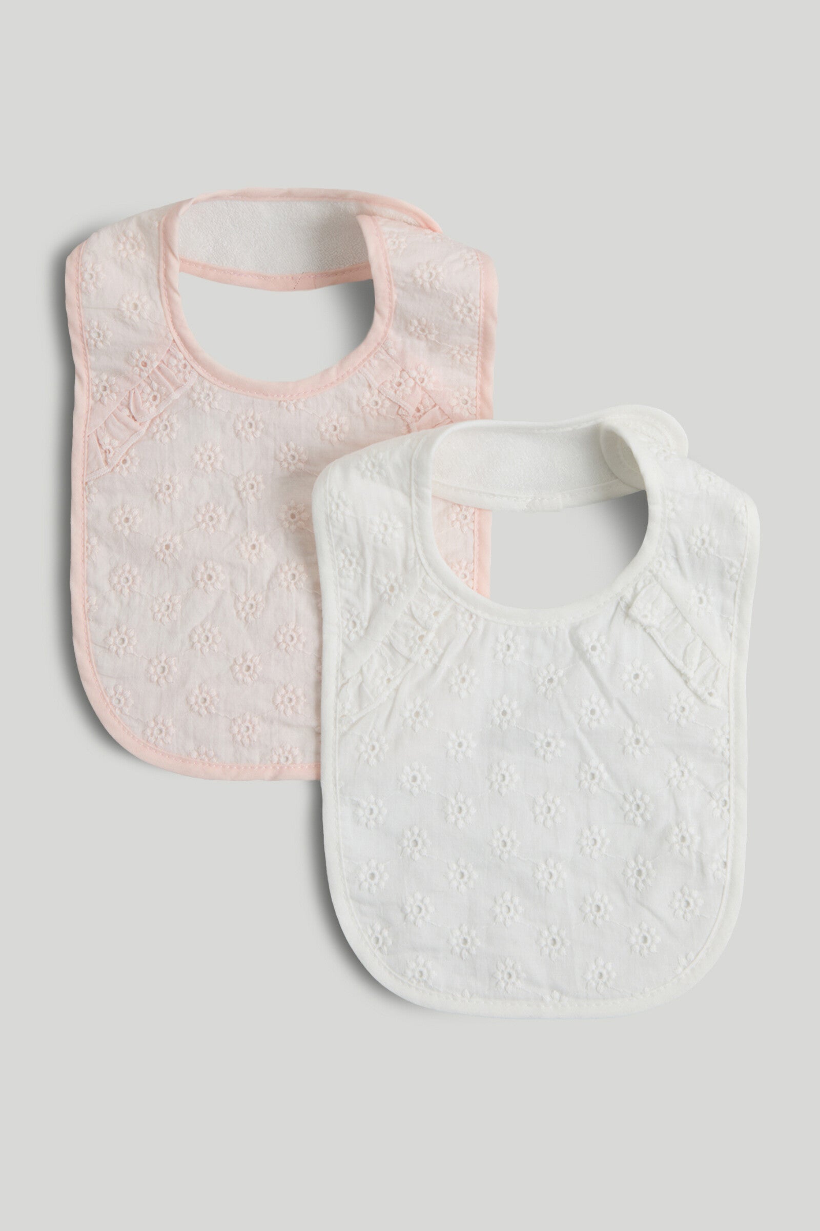 2 Pack Broderie Newborn Bibs