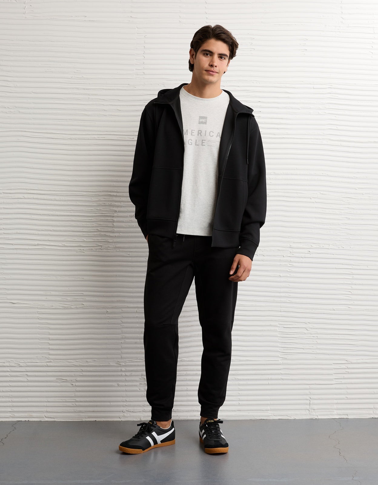 AE 24/7 Full-Zip Hoodie