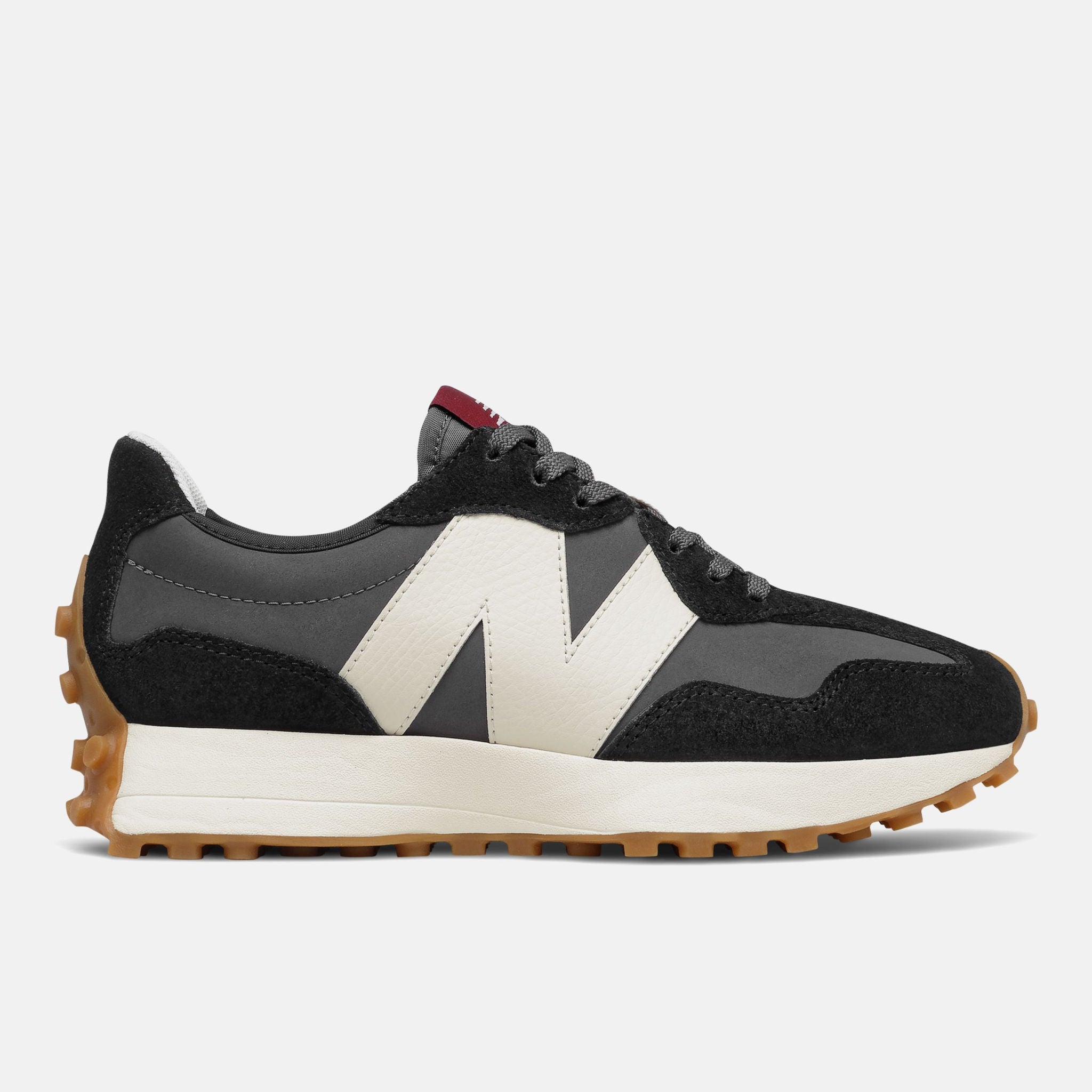 metadata | New Balance Kuwait