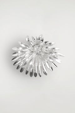 ABSTRACT FLORAL BROOCH — Undefined 2