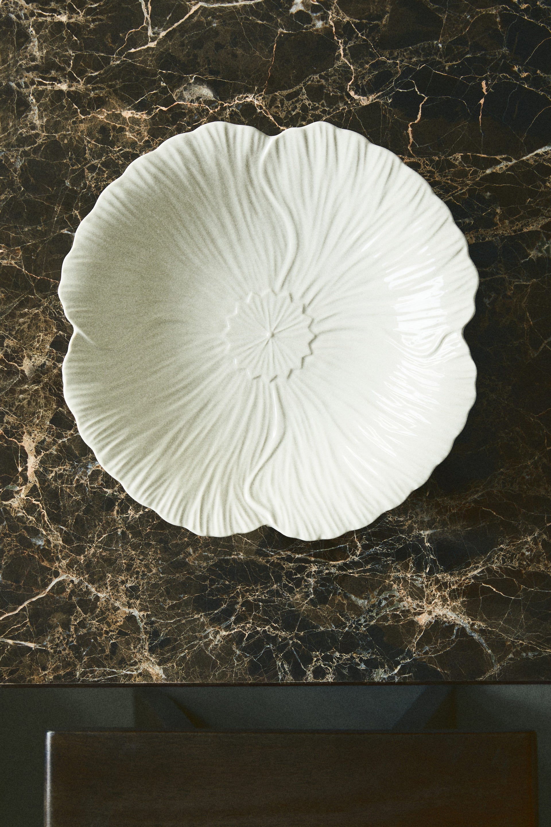 Large stoneware serving plate