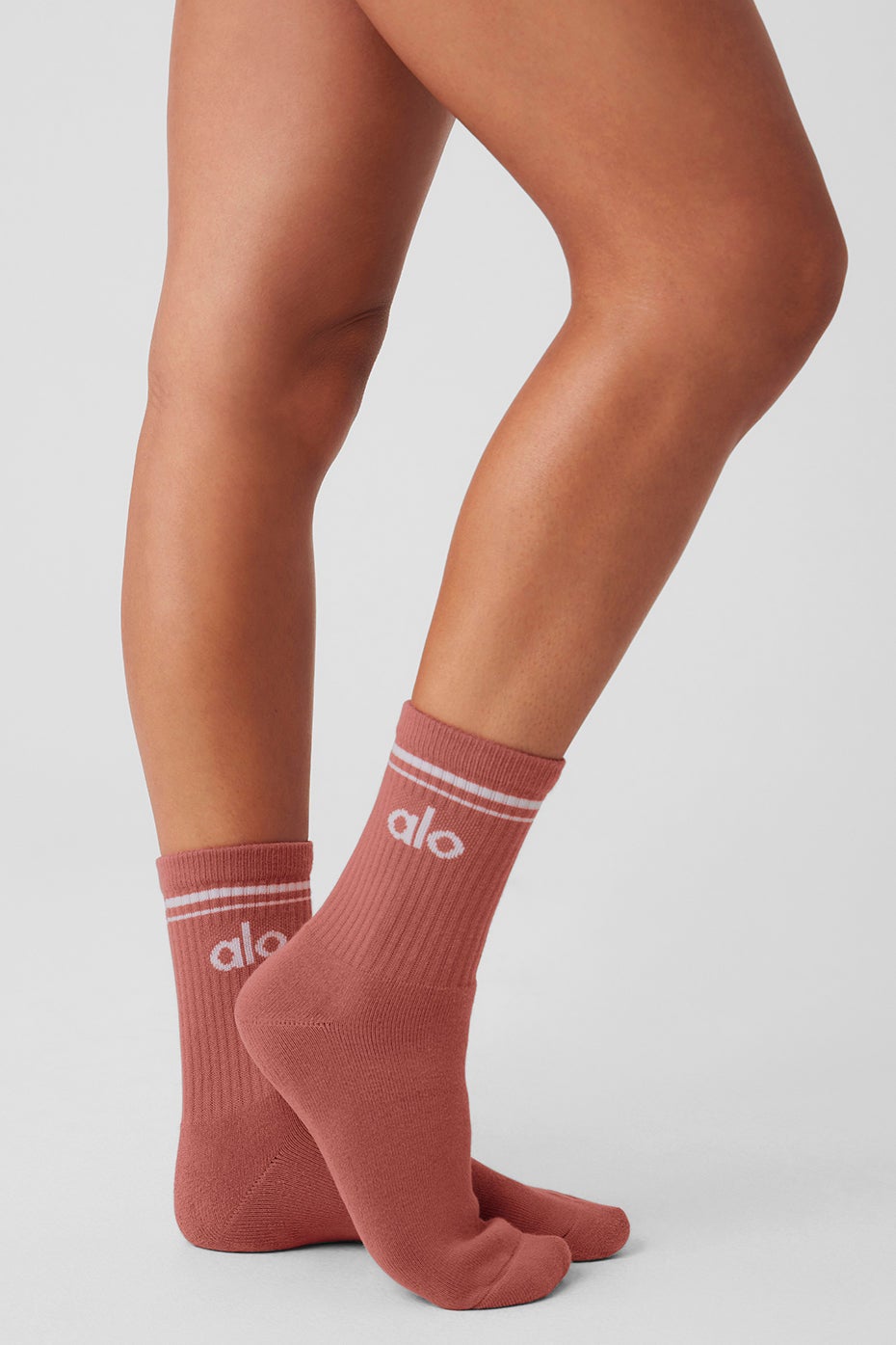 Half-crew Throwback Sock - Unisex | Alo Yoga UAE