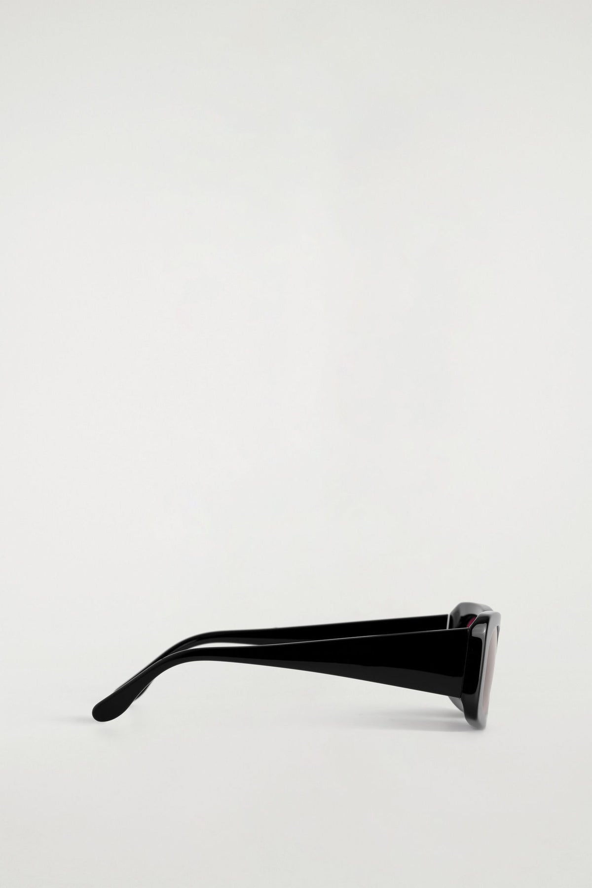 RECTANGULAR SUNGLASSES — Black dark