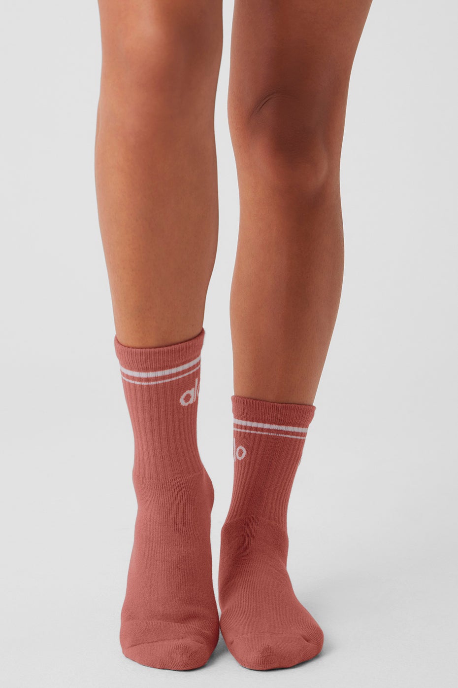 Half-crew Throwback Sock - Unisex | Alo Yoga UAE