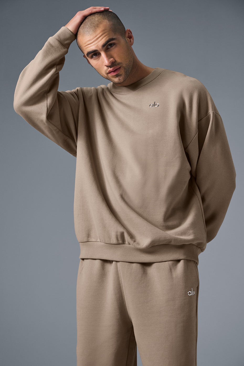 Yoga Outfits Accessories for Men & Women Online | Alo Yoga