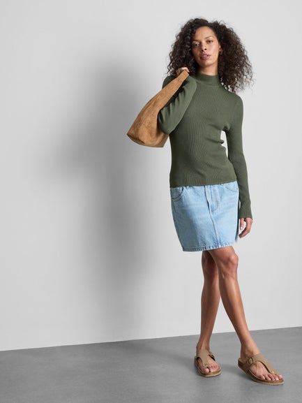 Ribbed Turtle Neck Jumper