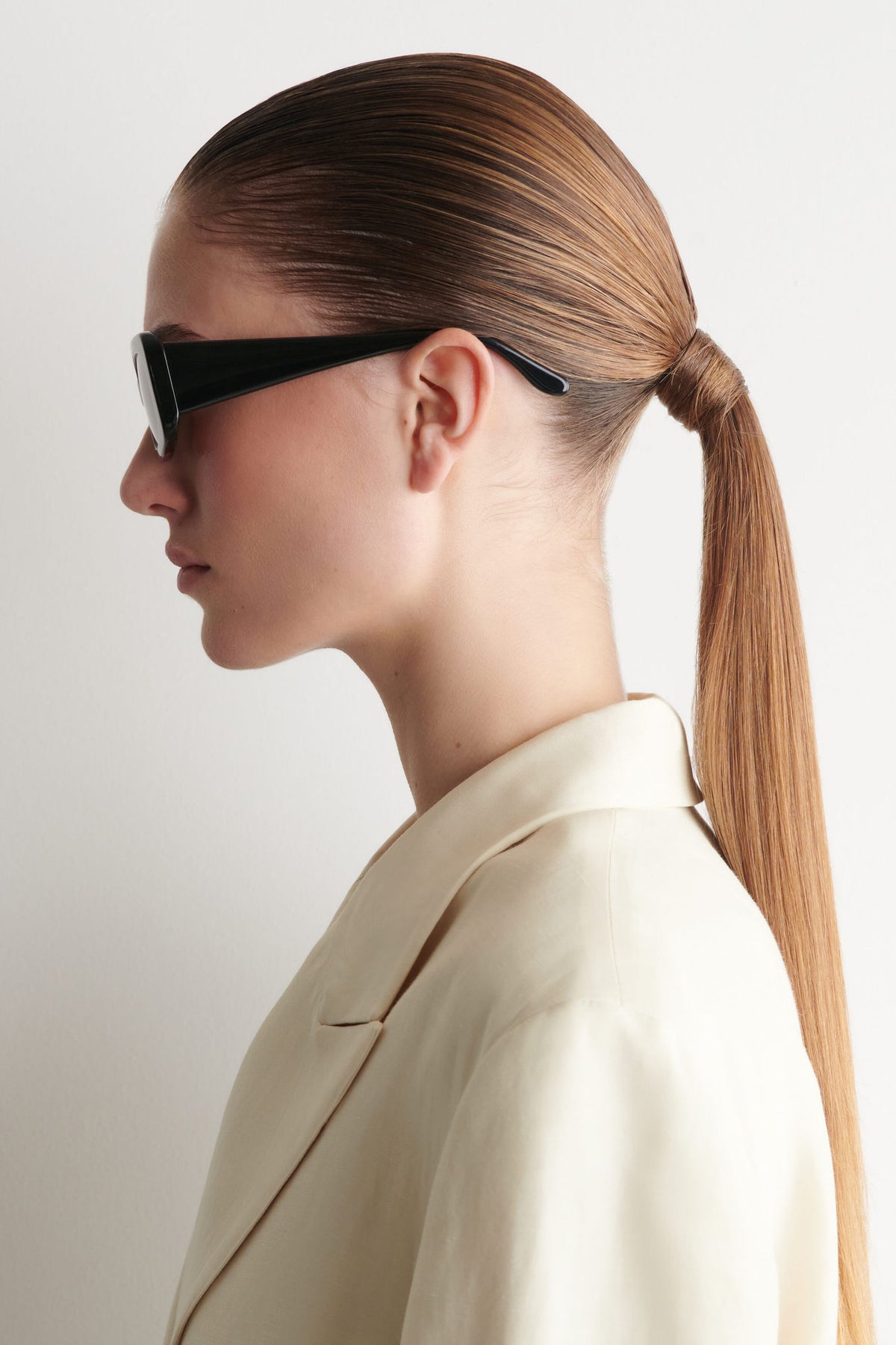 RECTANGULAR SUNGLASSES — Black dark