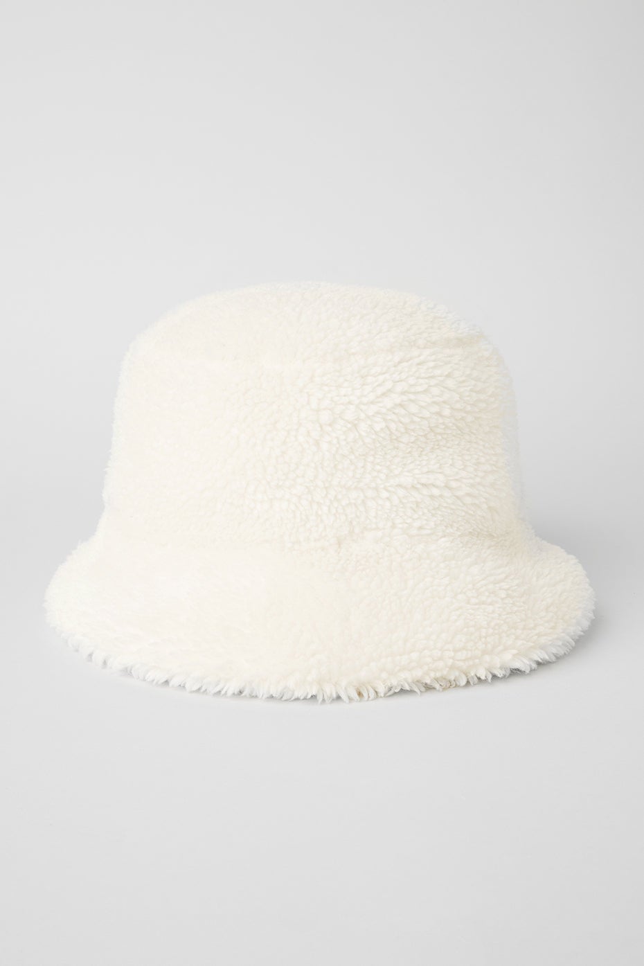 Foxy Sherpa Bucket Hat | Alo Yoga UAE