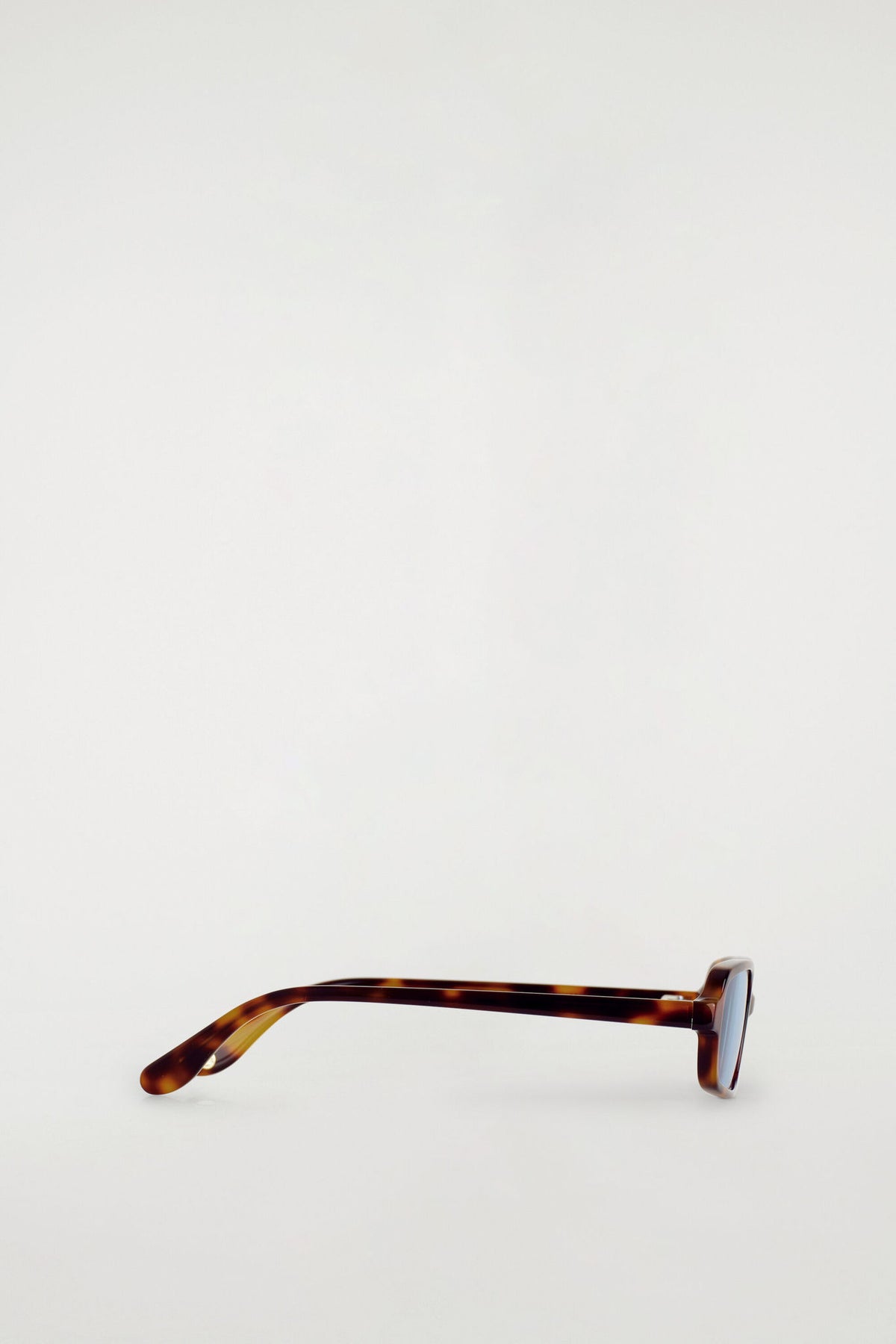 SLIM RECTANGULAR SUNGLASSES — Brown medium dusty