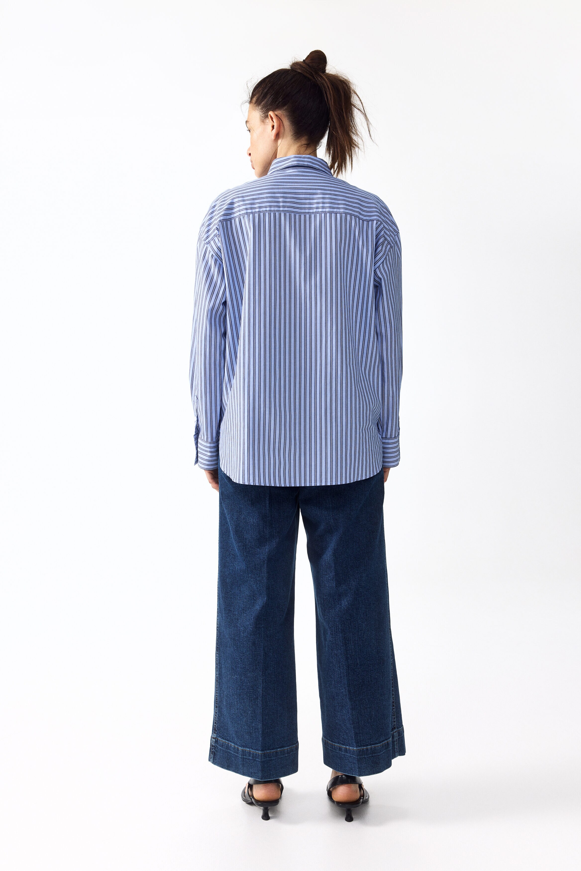 MAMA Wide High Waist Ankle Jeans