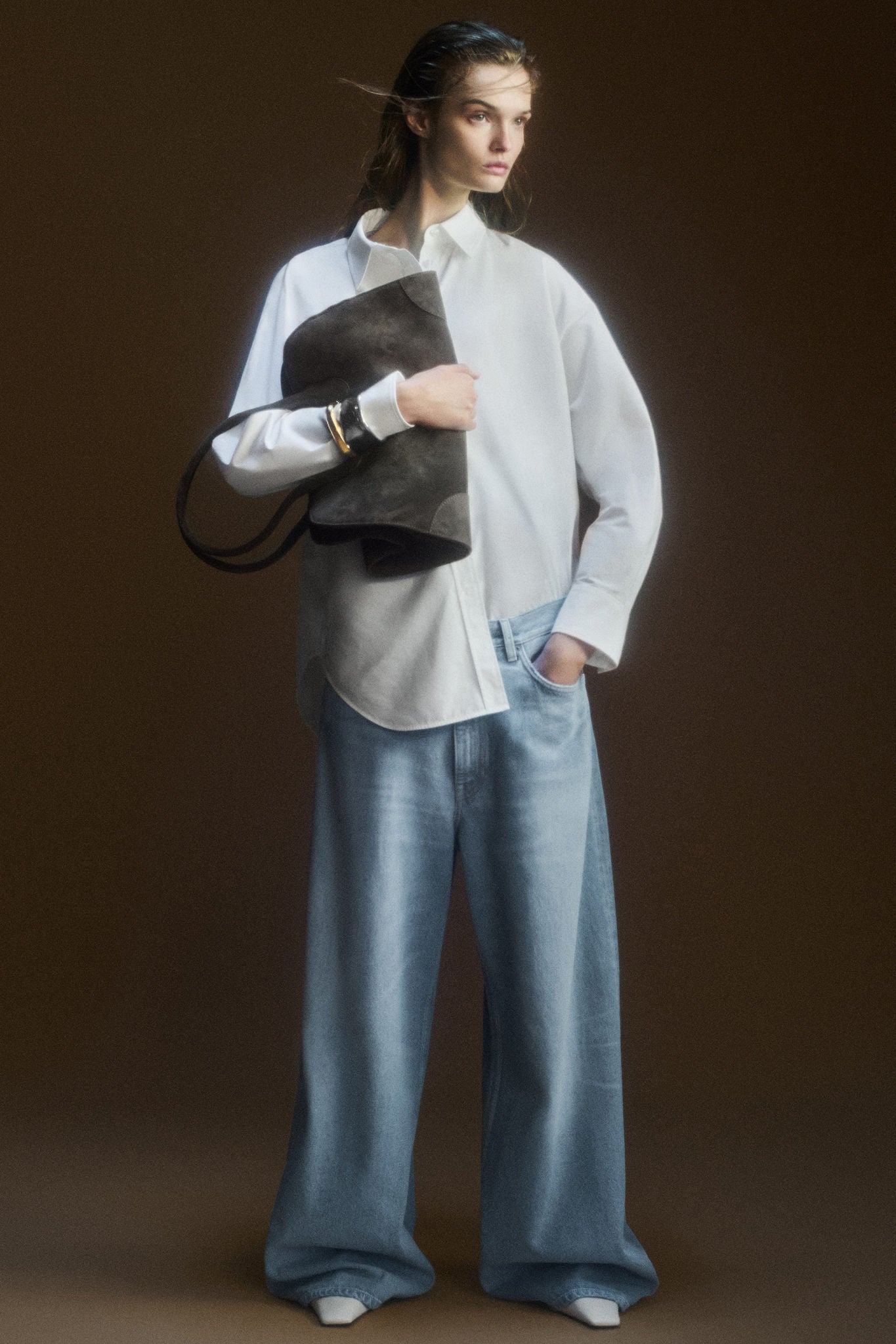 Shop SMALL STUDIO BOWLING BAG - LEATHER online | COS UAE Shop SMALL STUDIO BOWLING BAG - LEATHER online | COS UAE