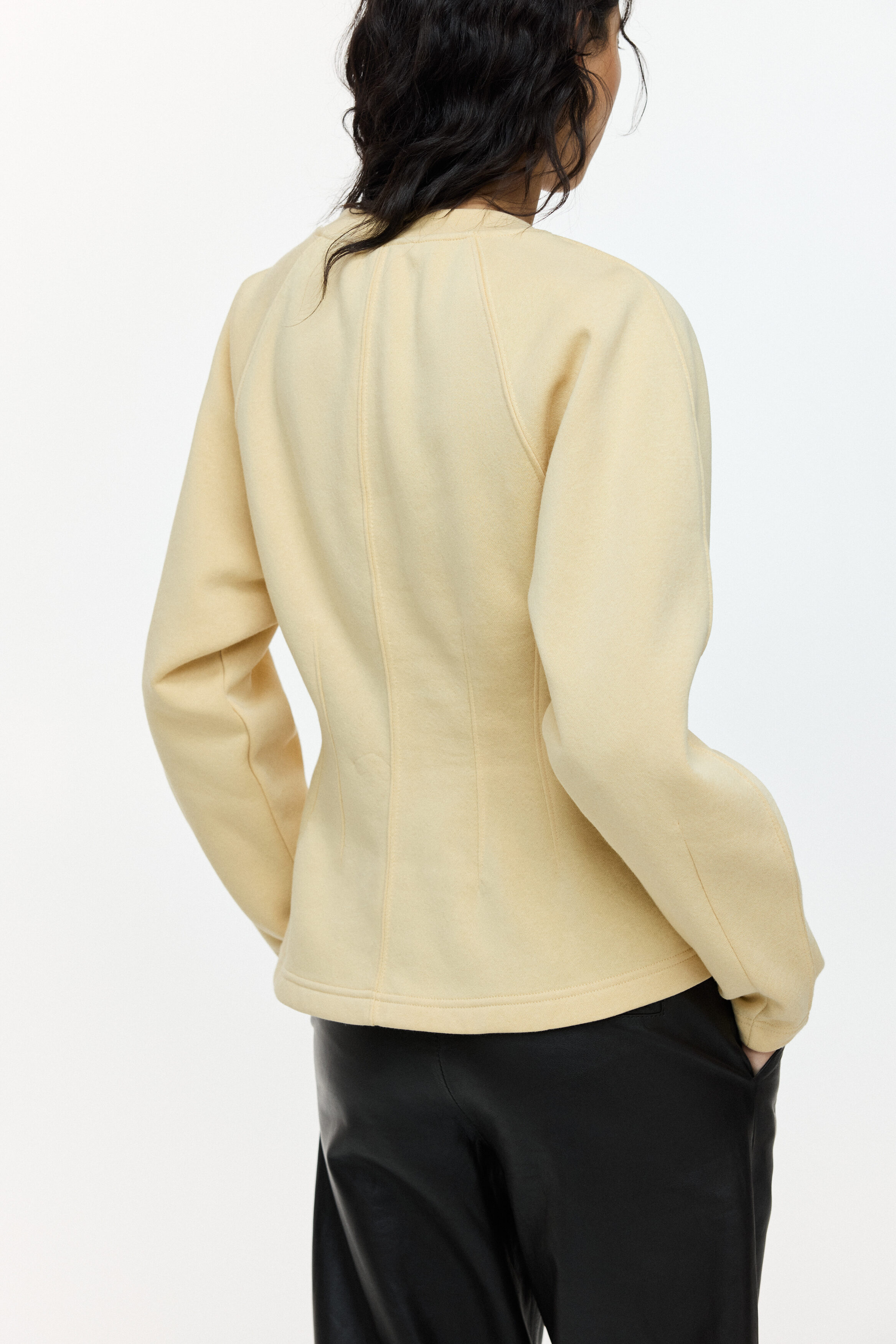 Waisted sweatshirt