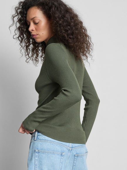 Ribbed Turtle Neck Jumper