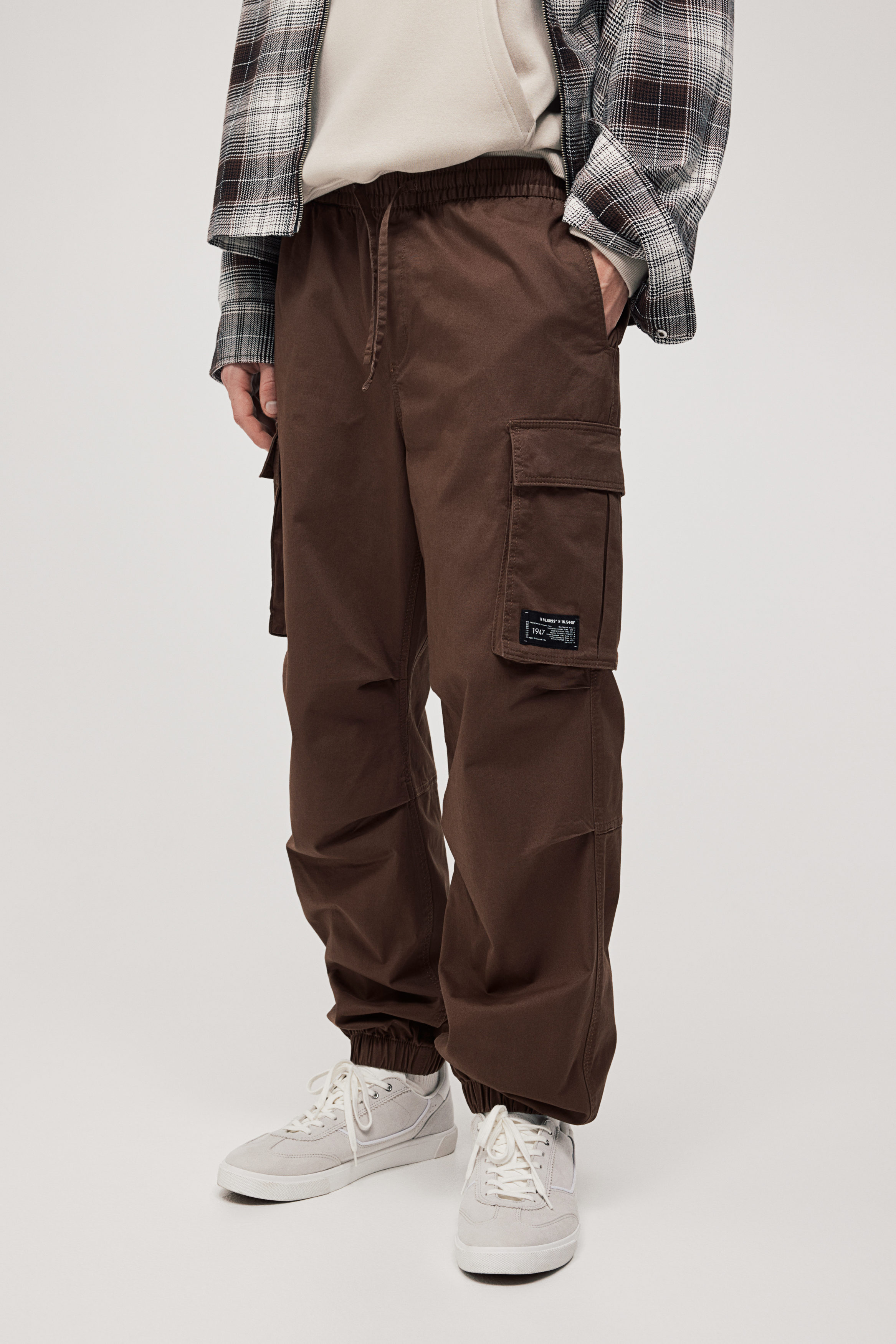 Relaxed Fit Cotton cargo joggers