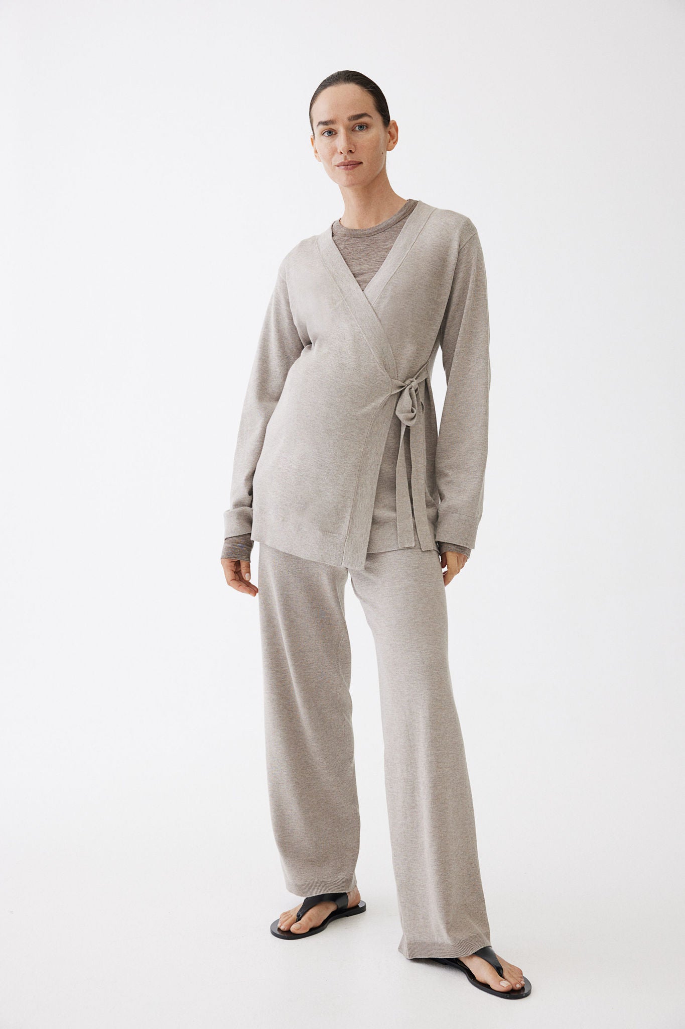 Shop Maternity Wear Collection for Women Online in Egypt H M Egypt