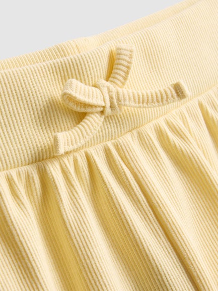 Ribbed Lettuce Trim Shorts