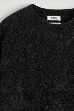 BRUSHED PURE CASHMERE CREW-NECK SWEATER — Black dark 7