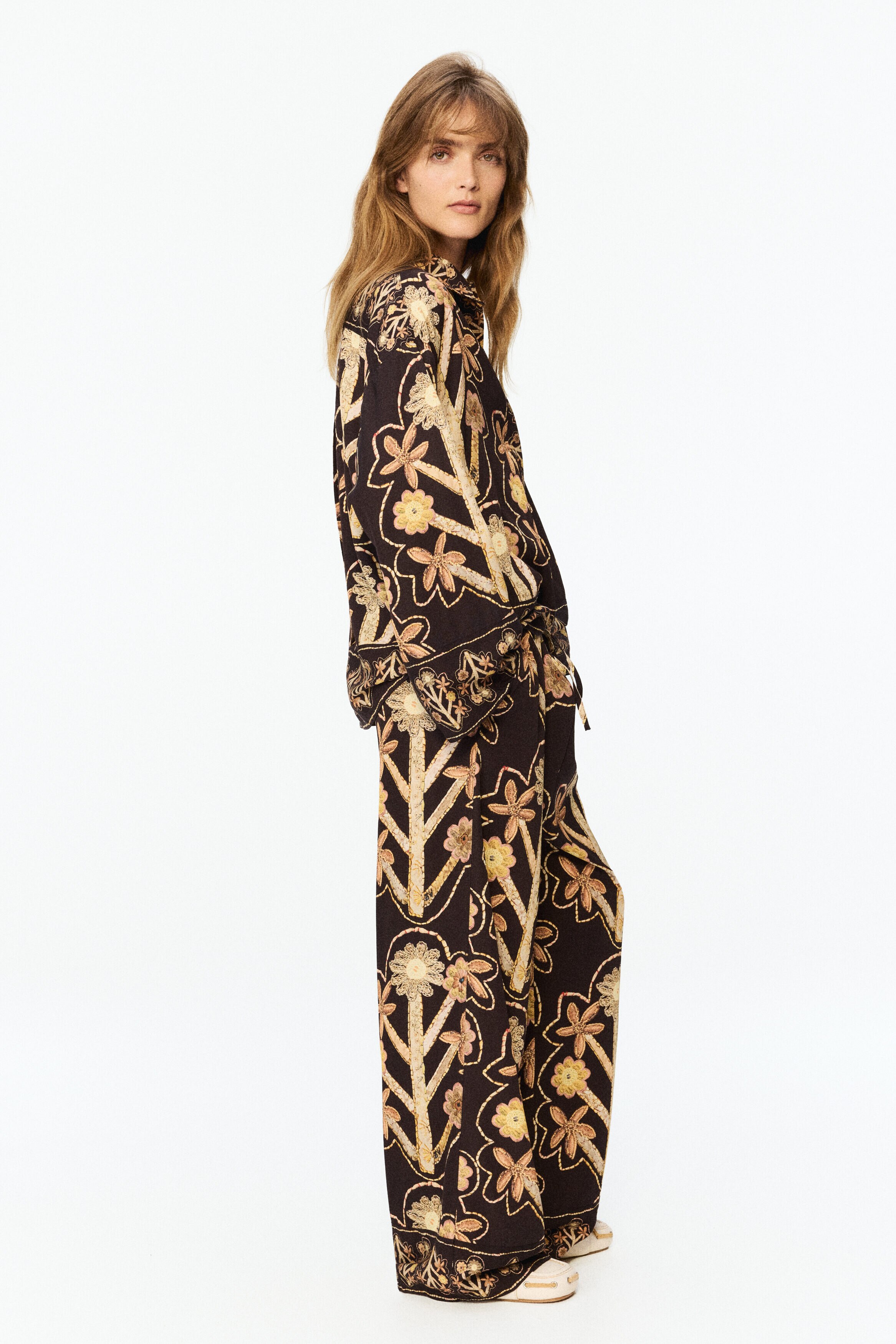 Floral-print twill trousers