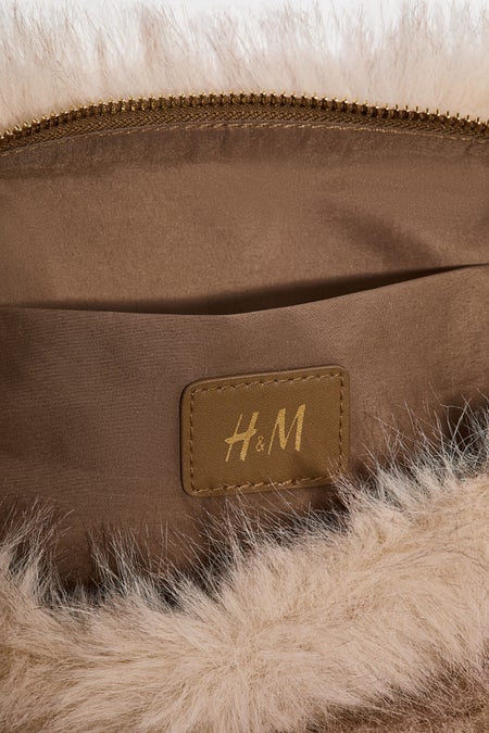 Shoulder bag