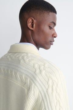 CABLE-DETAIL KNITTED WOOL POLO SHIRT — White dusty light 5