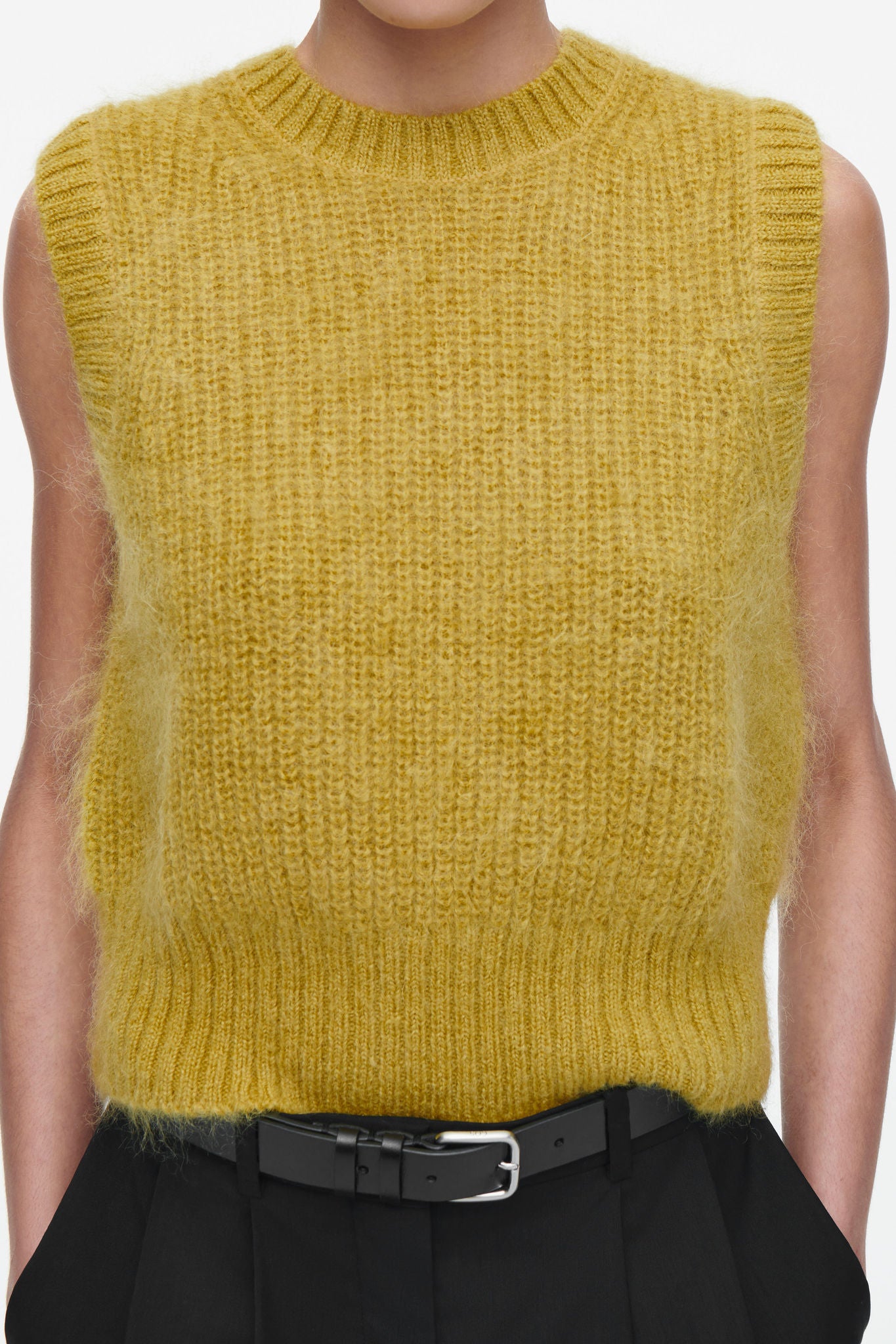 TAKUYA∞着用 Mohair knit vest TAKUYA∞が着用しているニットベスト Brand：miu miu Item：Wool
