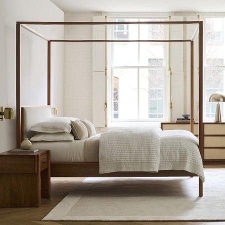 Loretta Canopy Bed