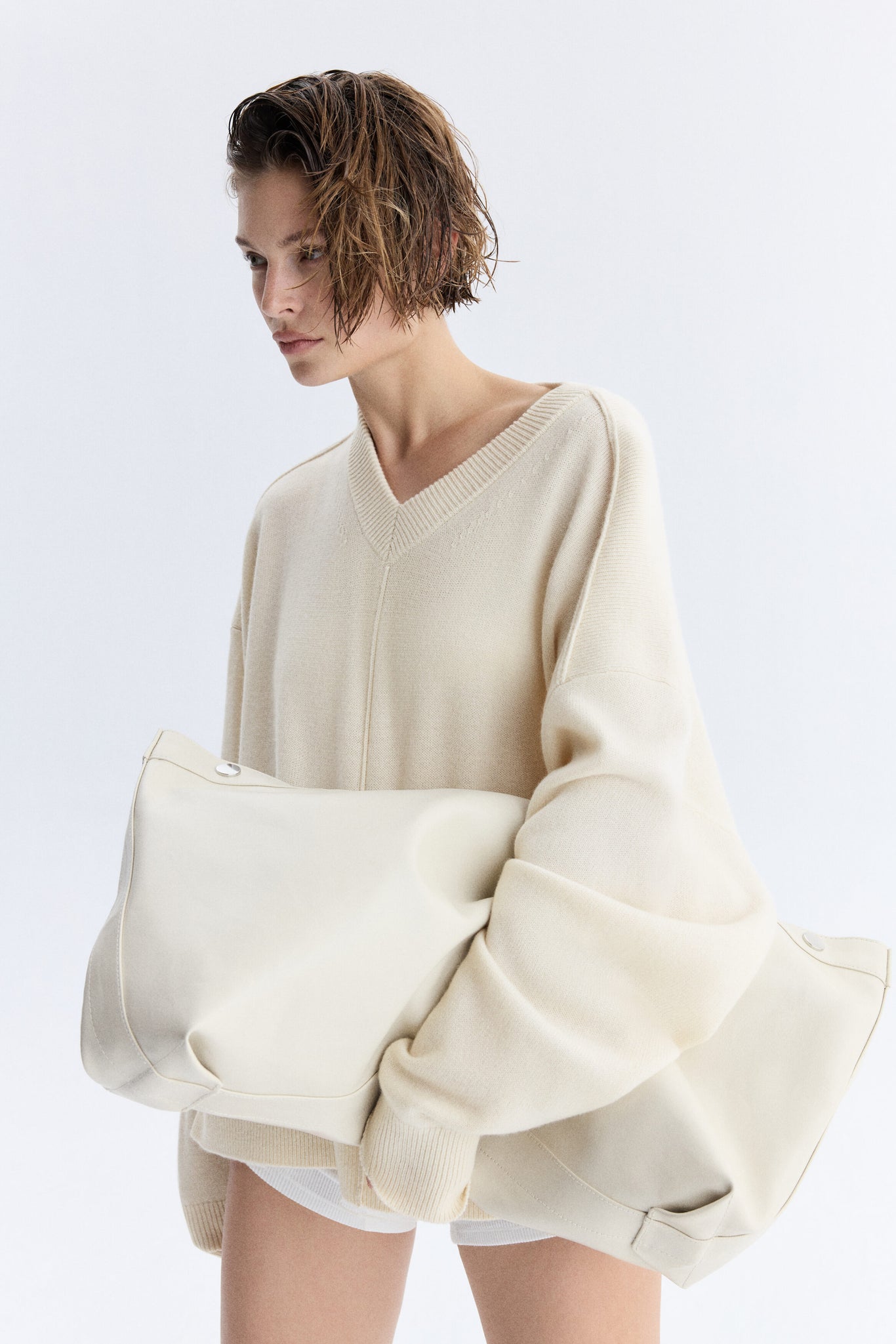 Cashmere-blend jumper