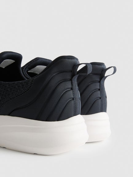 Slip On Low-Top Trainers