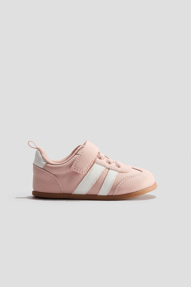 Trainers Image 2 of 4