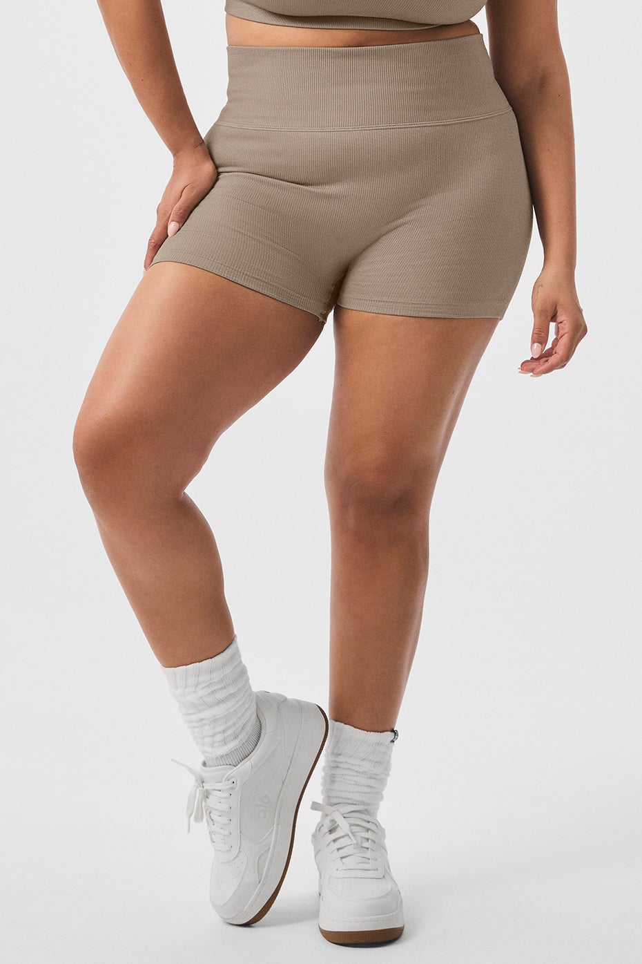 フィットネスボトムス [Alo Yoga] 3\" Seamless Ribbed Shimmer Short 3