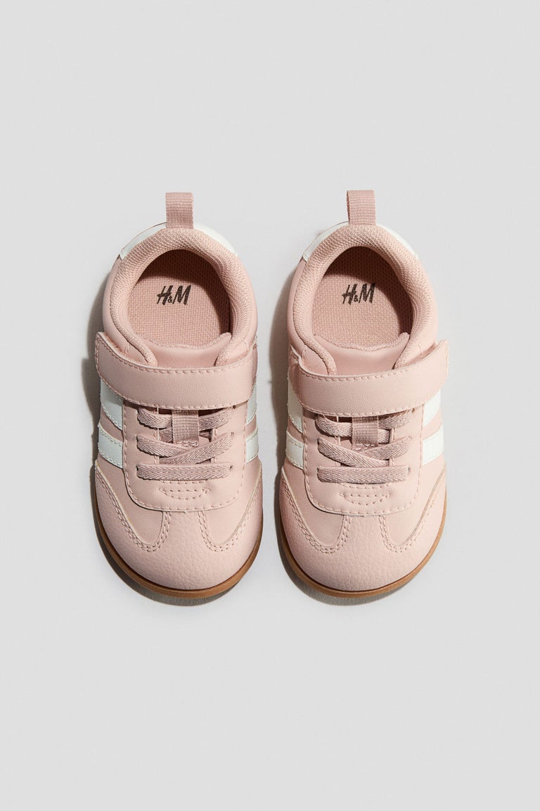 Trainers Image 1 of 4