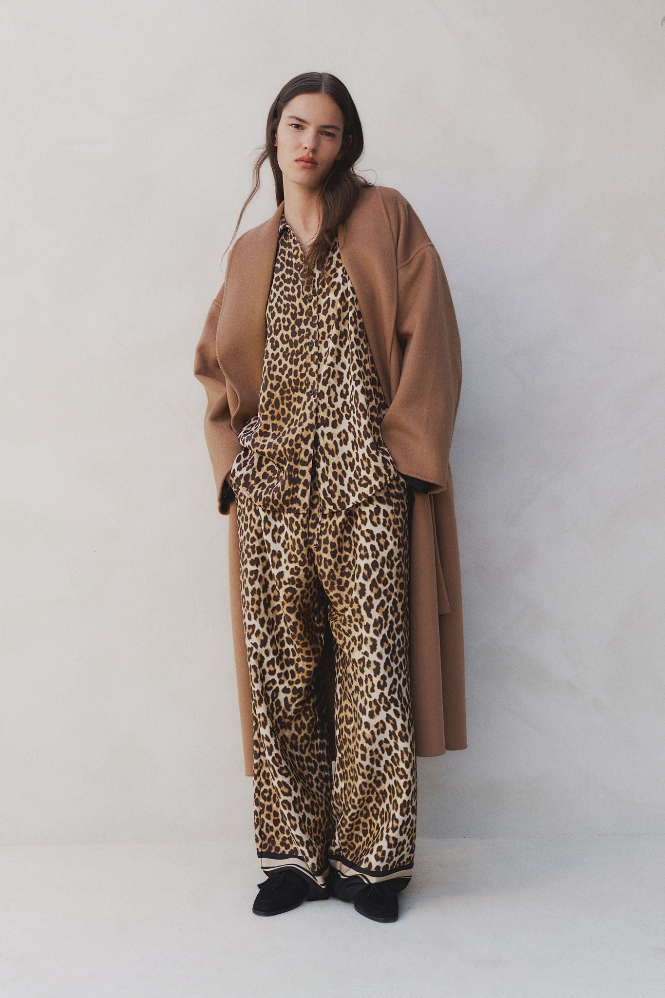 Wide pull-on trousers