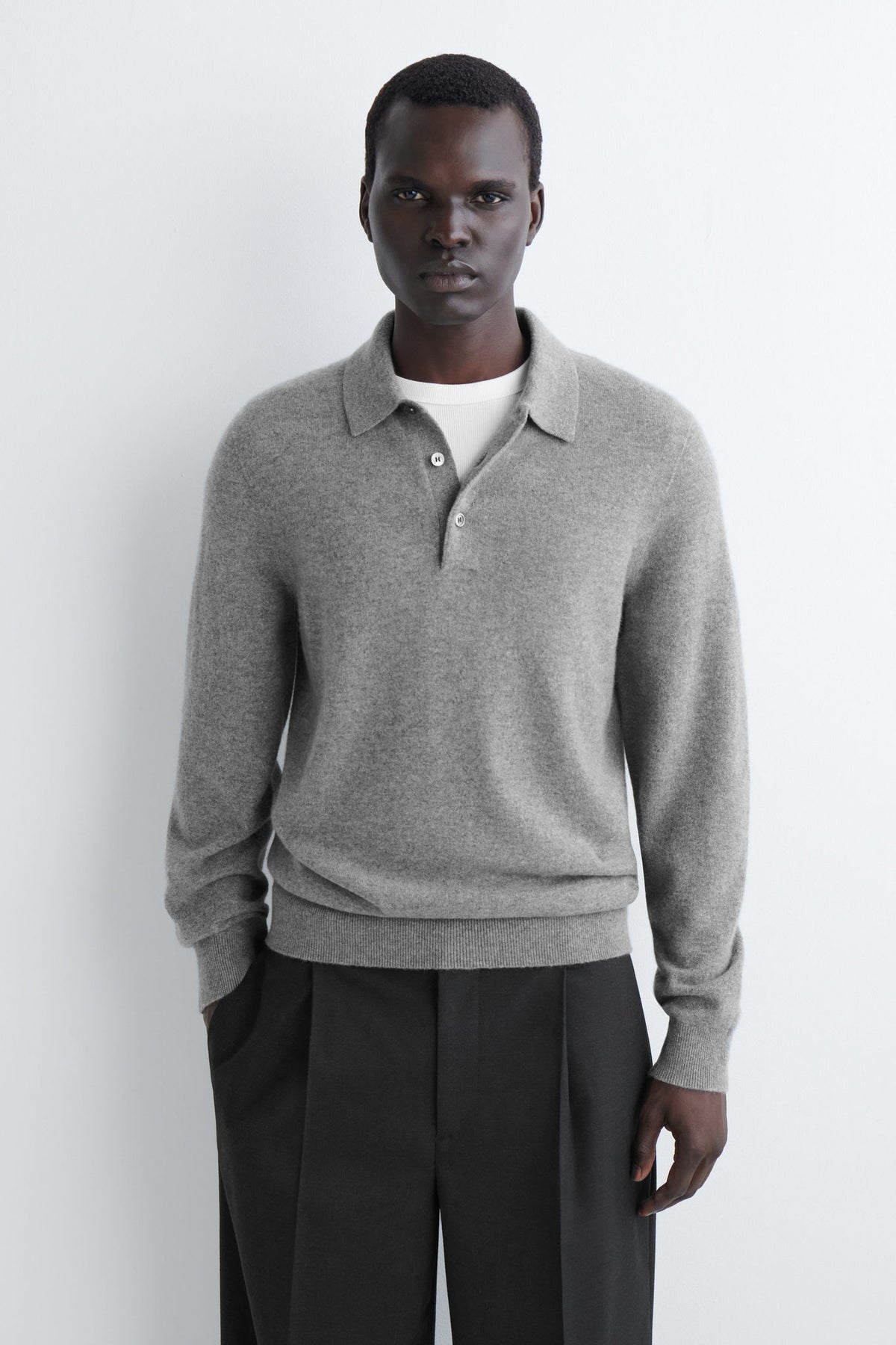 SEAMLESS PURE CASHMERE POLO SHIRT — Grey medium dusty