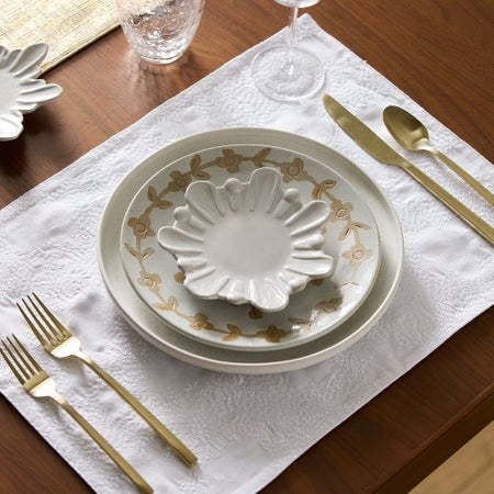 Embroidered Snowfall Placemat Sets
