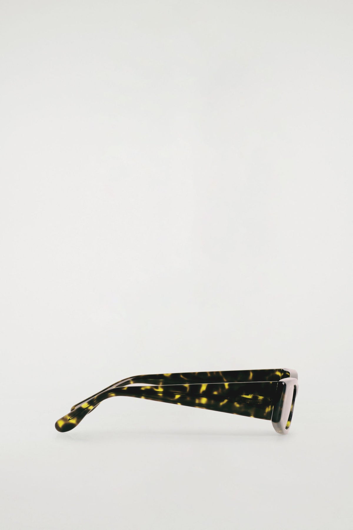 SLIM RECTANGULAR SUNGLASSES — Brown dark