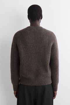 OVERSIZED WOOL-YAK V-NECK JUMPER — Mole medium dusty 6