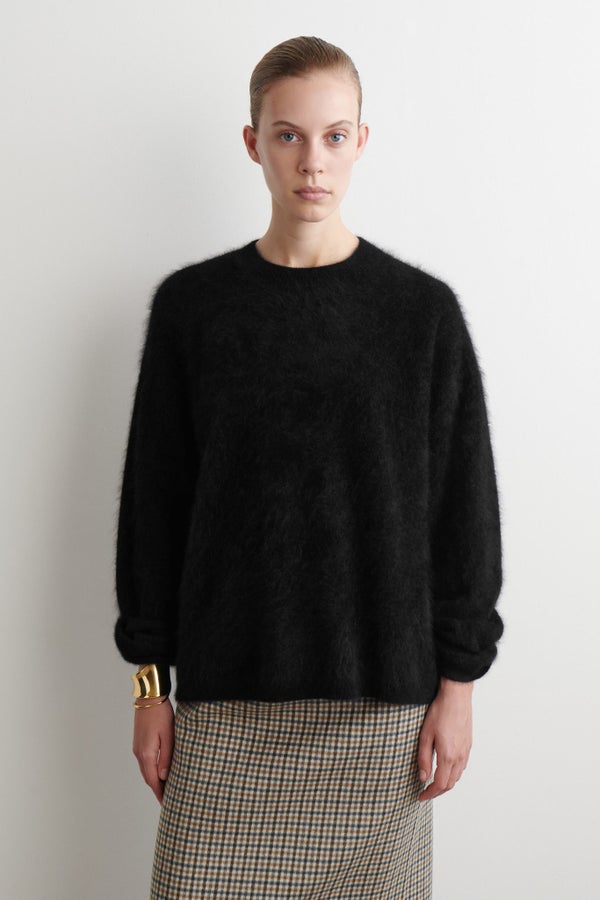 BRUSHED PURE CASHMERE CREW-NECK SWEATER — Black dark
