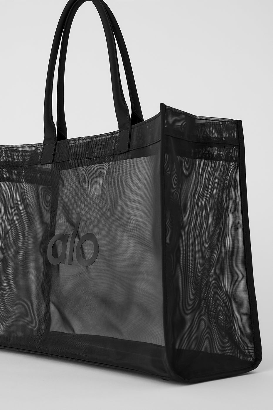 Alo Yoga スウェードライクトート Alo Yoga スウェードライクトート (ALO Yoga/トートバッグ