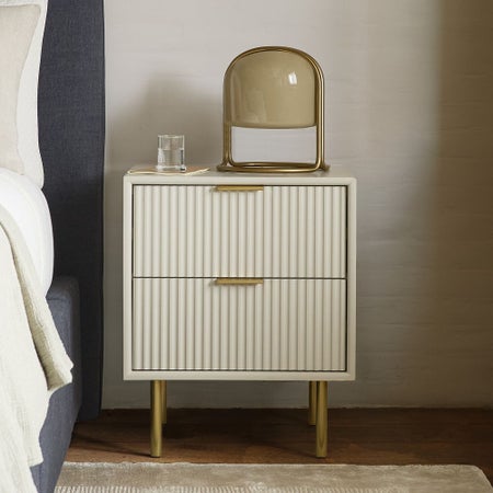 Quinn Charging Nightstand