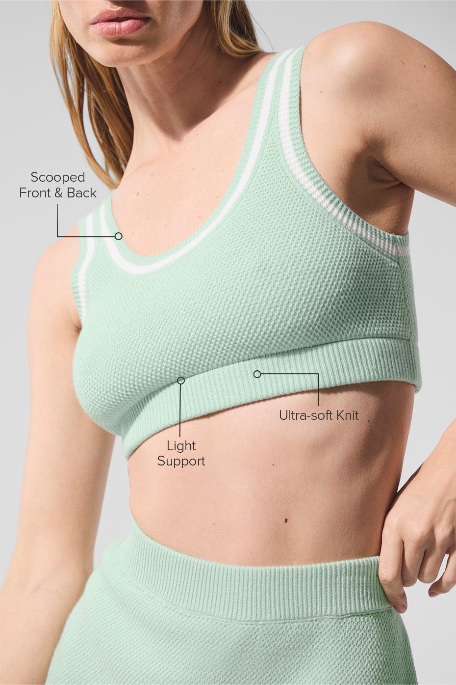 フィットネストップス \"ALO Yoga \" Tennis Club Sweater Knit Bra Tennis Club Sweater Knit Bra - Ivory/Gravel | Alo Yoga
