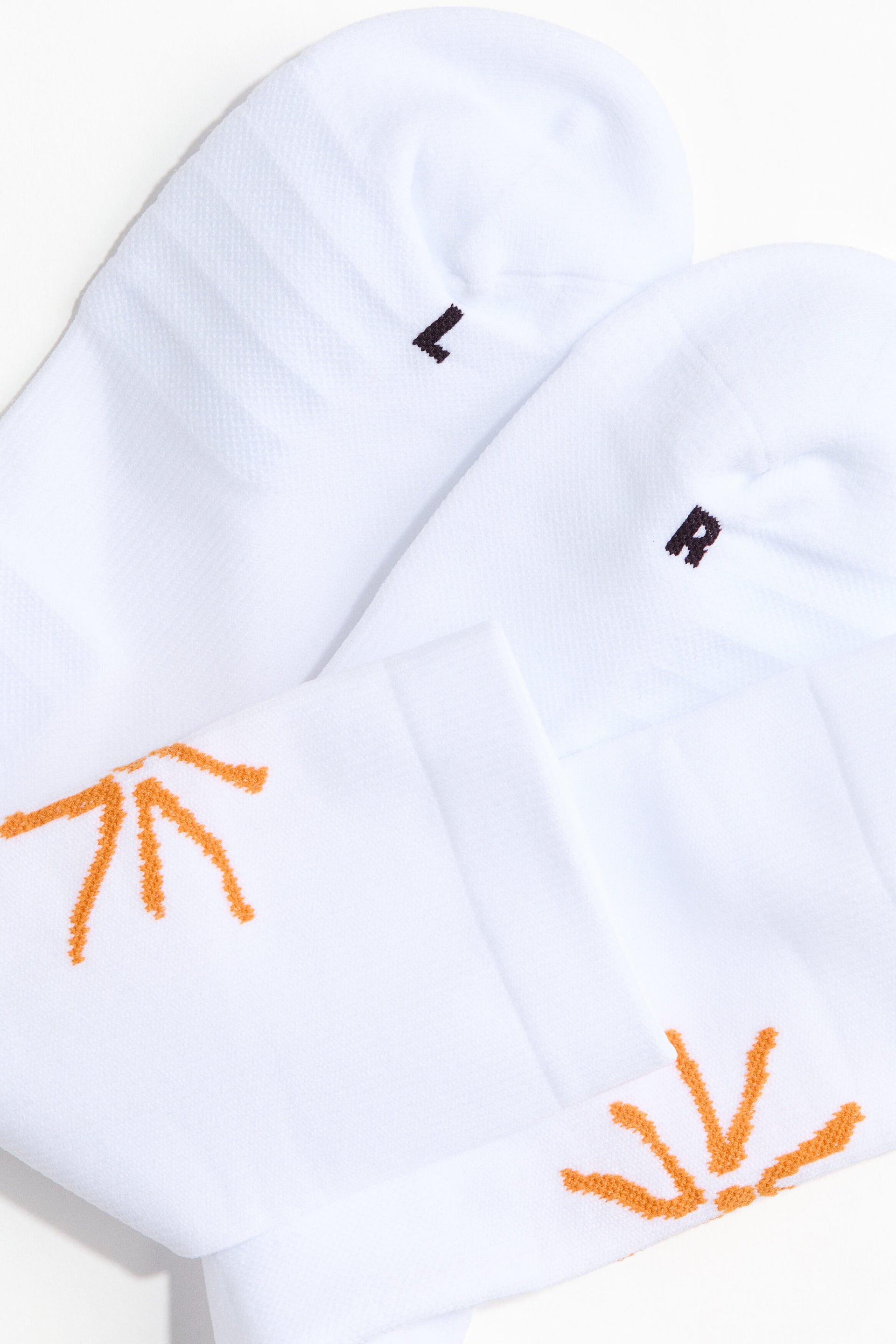 Sport socks with DryMove™