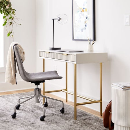 Quinn Mini Desk