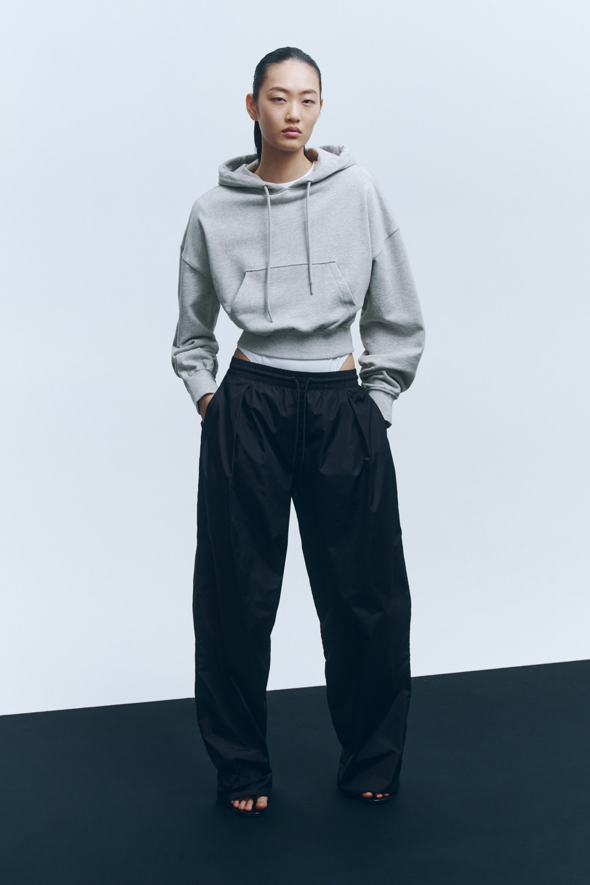 Cropped hoodie