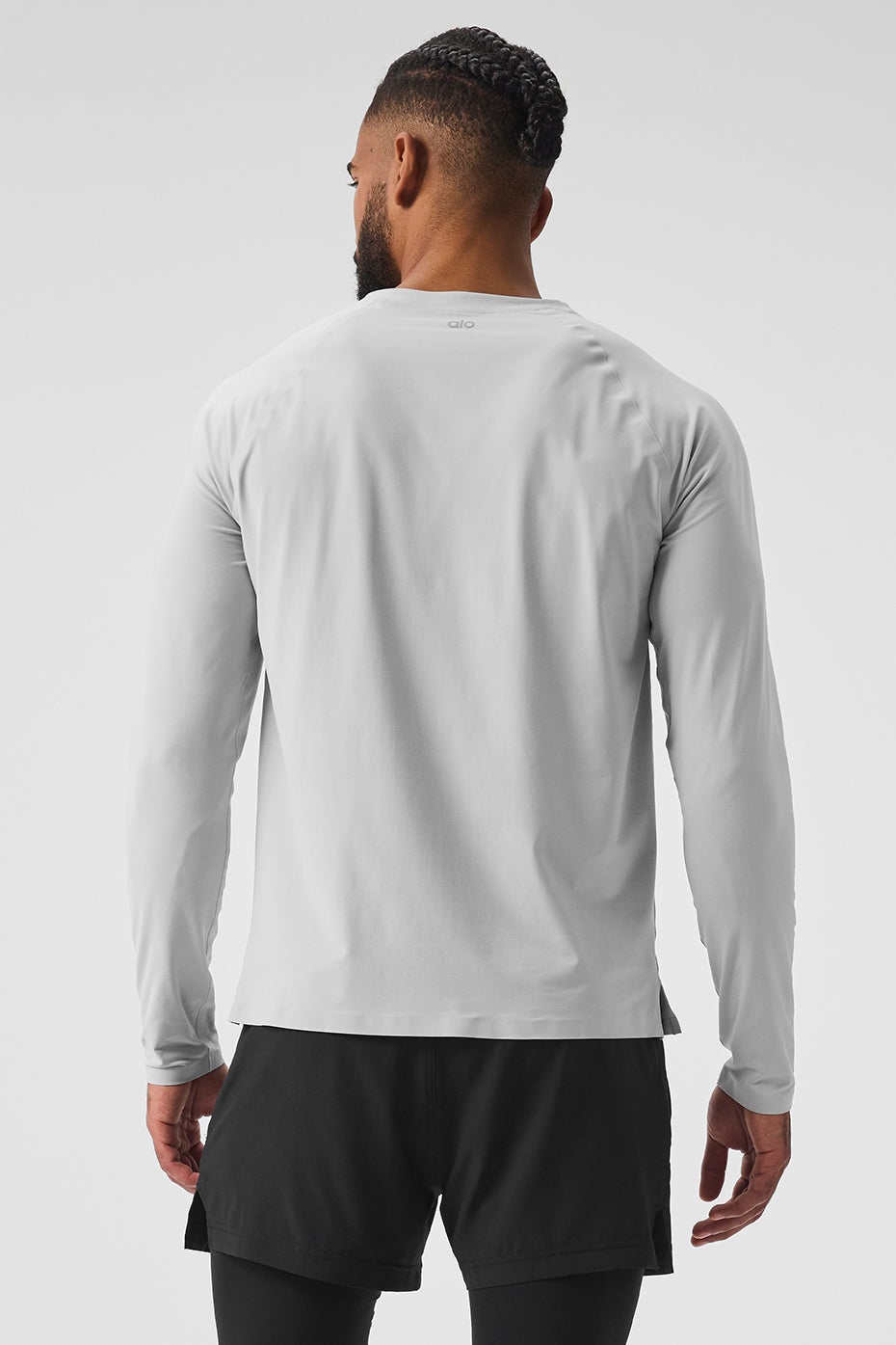 Idol Long Sleeve Performance Tee | Alo Yoga UAE