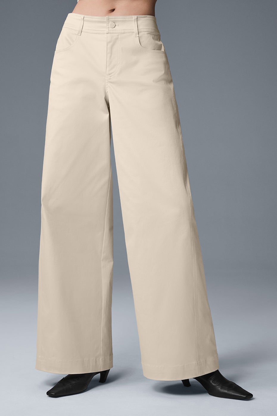 Wanderlust Wide Leg Trouser | Alo Yoga Qatar